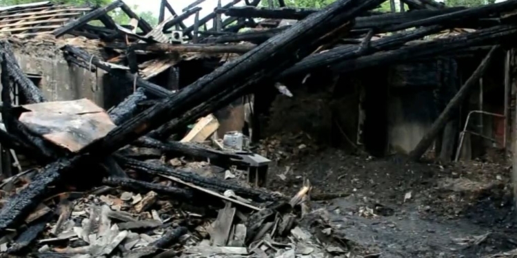 В Николаеве при разборе завалов после пожара на Спасской нашли тело погибшего