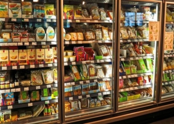 Кабмин отменил госрегулирование цен на продукты питания