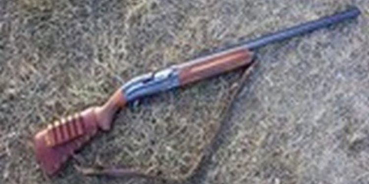 В Киевской области директор фермерского хозяйства ранил из ружья двух рабочих