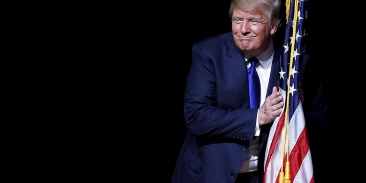 Трамп: “Украина сказала нам, что ей нужны миллионы и миллионы тонн угля”