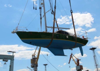 Черноморская яхтенная верфь в Николаеве спустила на воду новую яхту