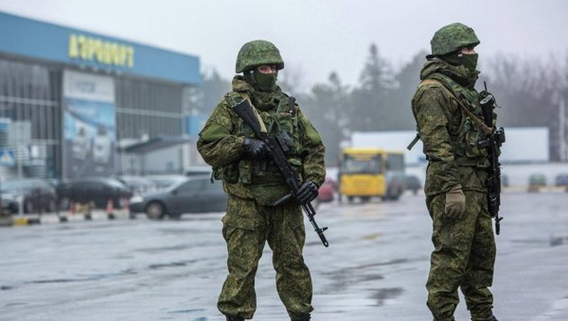 По подсчётам экспертов, группировка войск РФ в Крыму выросла до 60 тысяч человек 1
