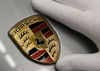 В «дизельный скандал» втянулась и Porsche
