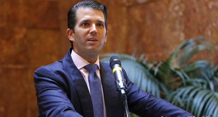 Сын президента США не стал дожидаться, когда его переписку о поиске компромата на Хиллари Клинтон опубликуют СМИ