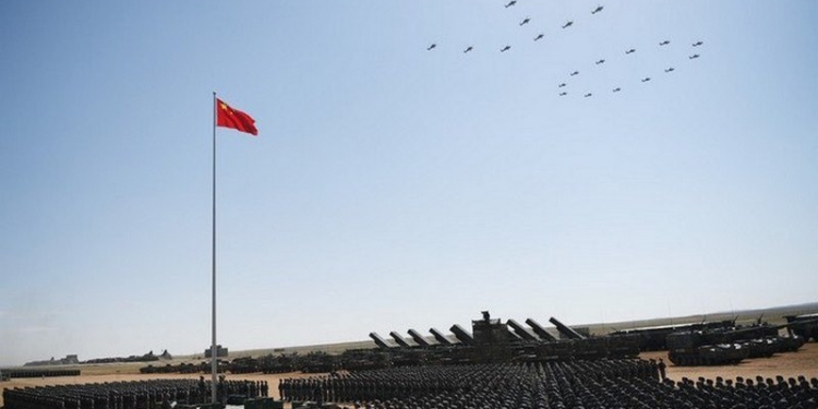 В Китае провели масштабный военный парад по случаю 90-летнего юбилея создания Народно-освободительной армии