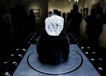 Размер точно имеет значение: на Sotheby’s не смогли продать алмаз весом 1109 карат