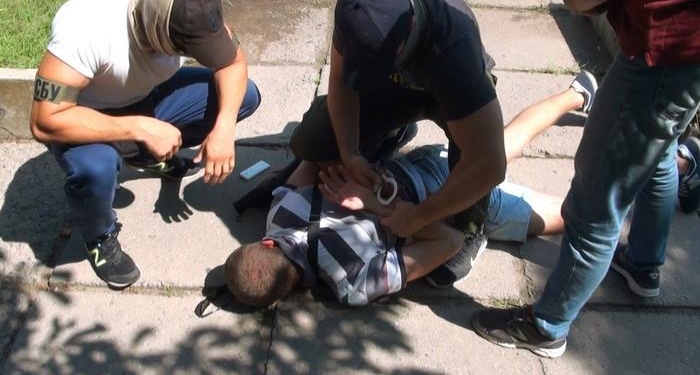 В Николаеве группа злоумышленников вмешивалась в Государственные электронные реестры, а «переписанное» на других чужое имущество продавала