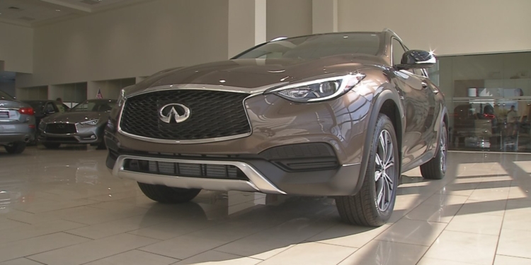 Удачная ошибка. В США супруги купили новый кроссовер Infiniti за полцены – из-за ошибки в рекламе