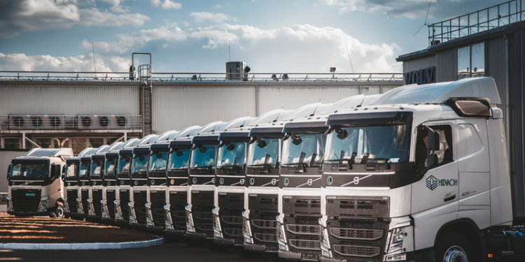 “НИБУЛОН” снова всех удивил – закупил 60 новых тягачей – Volvo, Mercedes и Scania