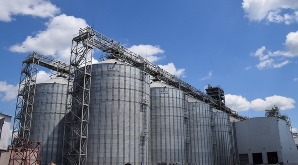 На Ника-Тере подняли зарплату