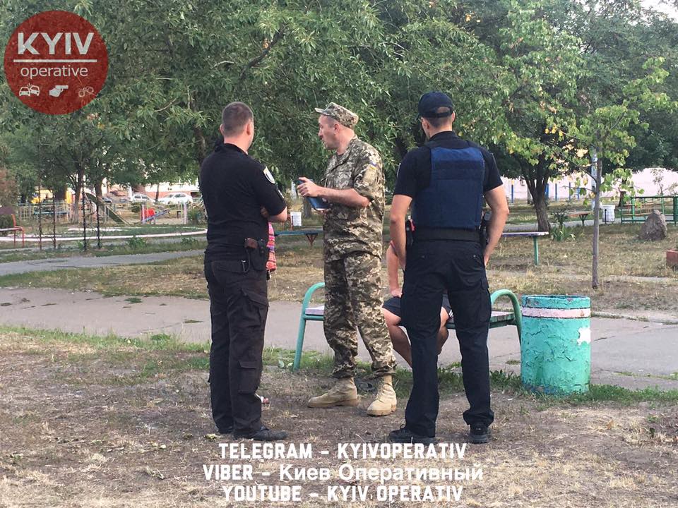 Пьяный полковник открыл стрельбу в Киеве и угрожал патрульным 10