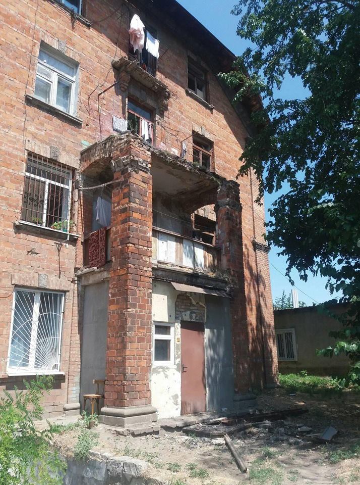 В Николаеве в жилом доме на 3-Слободской обрушился балкон 1