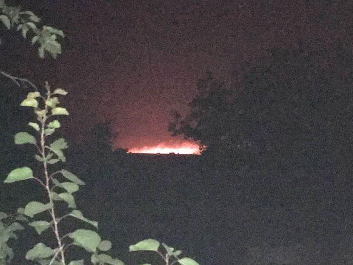 Масштабный пожар в районе Матвеевки. Зарево видно из Николаева 2