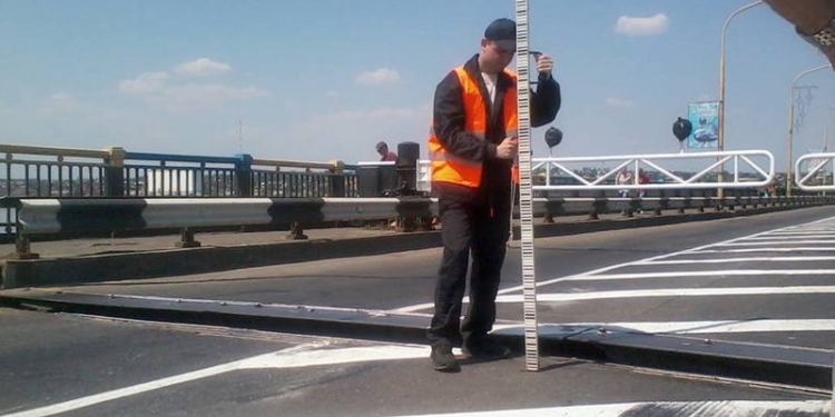 Зачем сегодня в Николаеве разводили Варваровский мост?