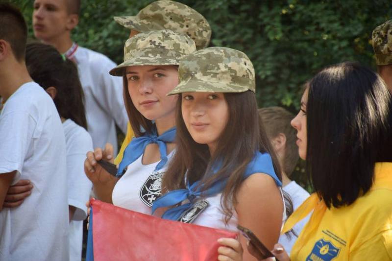 «Нащадки вільних»: в Николаеве стартовали детские международные патриотические соревнования 5