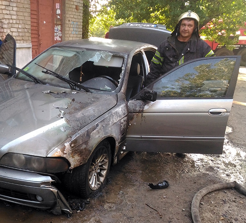За сутки на Николаевщине загорелись два авто – одно удалось спасти 5