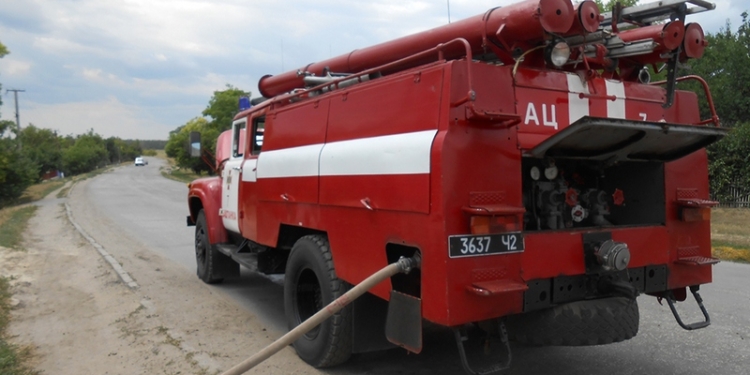 Хотя и дожди регулярны, а сенники на Николаевщине с упорным постоянством горят