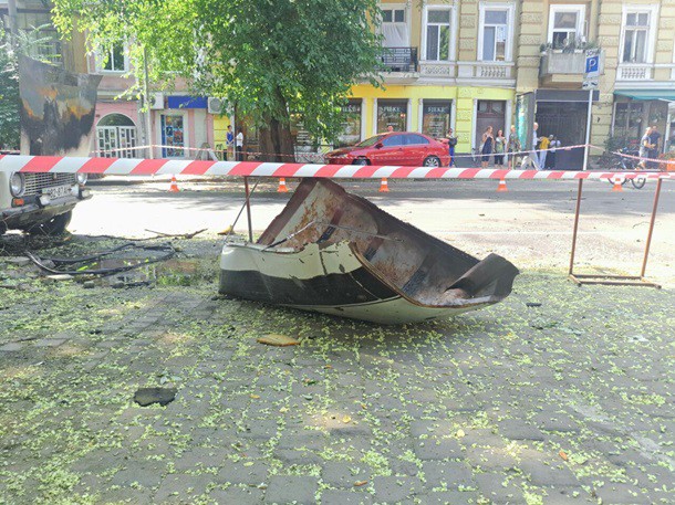 Автомобиль в Одессе взорвался не сам - в него заложили взрывчатку 5