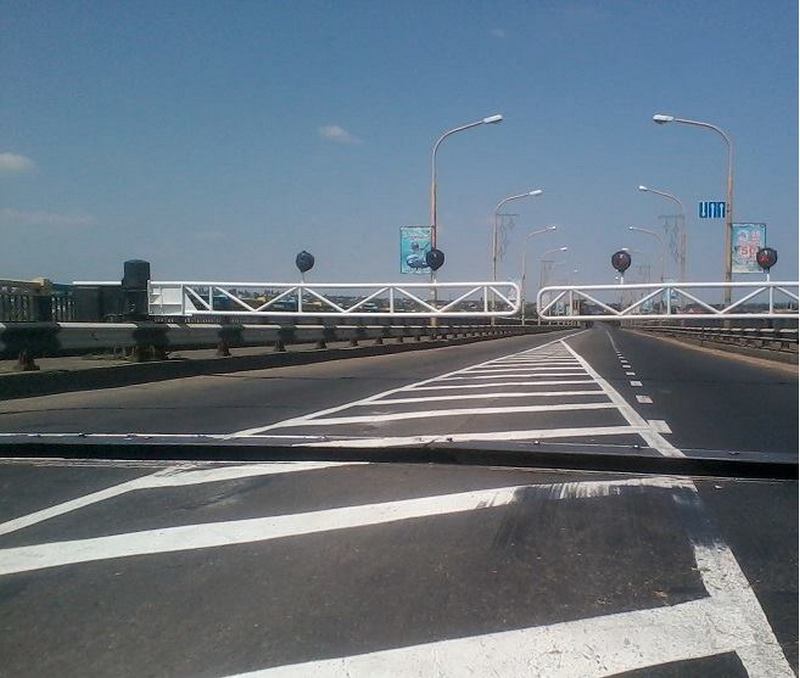 Зачем сегодня в Николаеве разводили Варваровский мост? 5