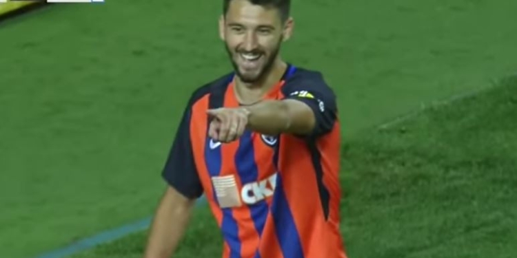 «Шахтер» обыграл киевское «Динамо» со счетом 2:0