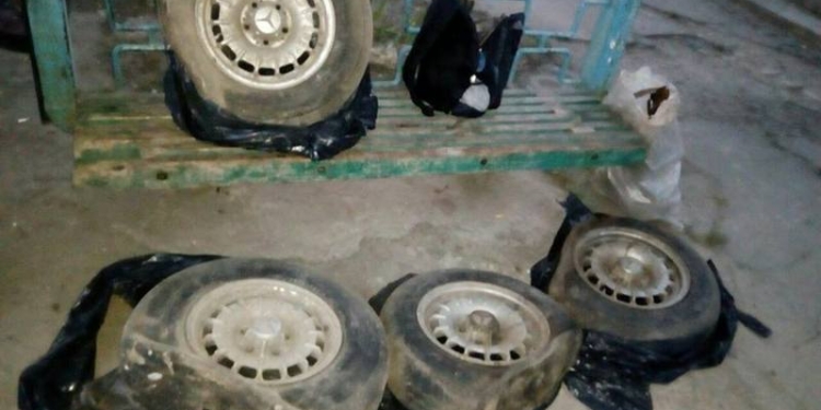 Шины от «Мерседеса» воры далеко не унесли – николаевские патрульные остановили