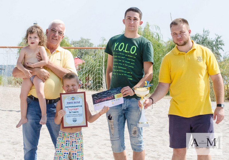 В Николаеве Открытый кубок по пляжному футболу назвал победителей 9
