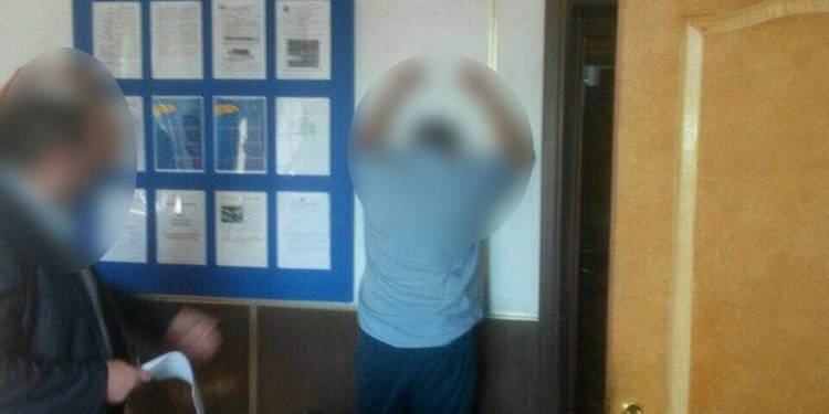 В Винницкой области поймали таможенника на взятке в 20 тыс.грн.