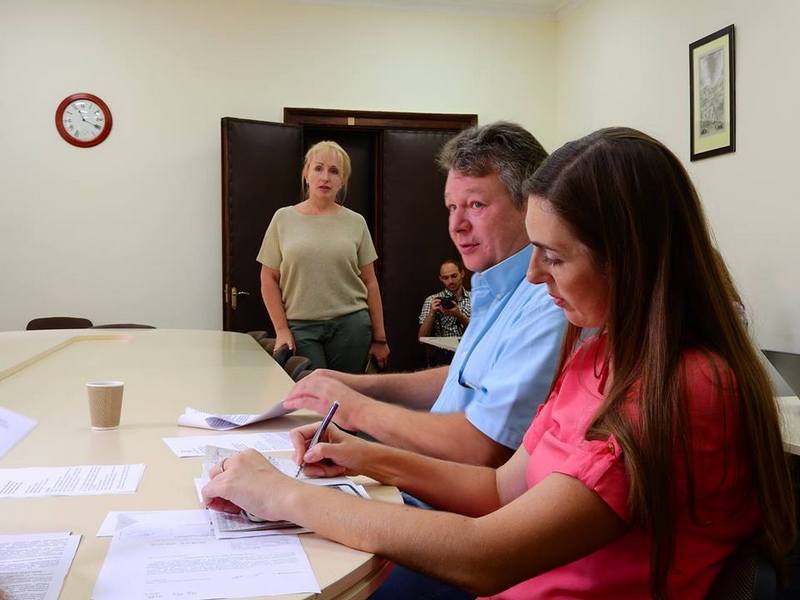 После «батутного пикета» у Николаевской мэрии: депутаты подчеркивают нарушения деятельности предпринимателей и хотят, чтобы они погасили долги за 5 лет 11