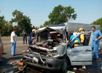 На въезде в Николаев произошло жуткое ДТП – погиб мужчина и 5-летний ребенок, пострадало еще двое взрослых