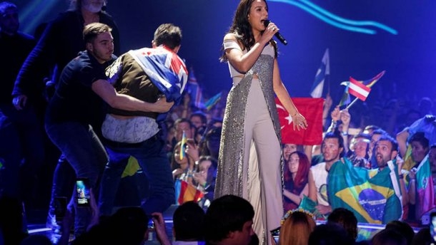 Пранкер Седюк за выходку во время выступления Джамалы отделается штрафом