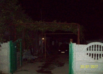 Дом и авто активистки «ЭКО Березань» в Коблево забросали коктейлями Молотова