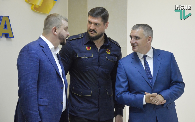 «Все на борьбу с бюрократией!»: в Николаеве министр юстиции открыл центр бесплатной правовой помощи при ОГА 9