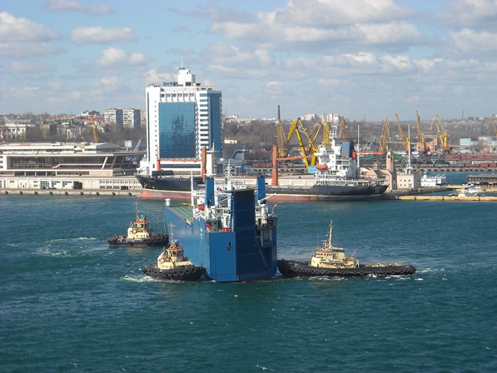 В портах Украины экипажам иностранных судов сходить на берег запрещено 1