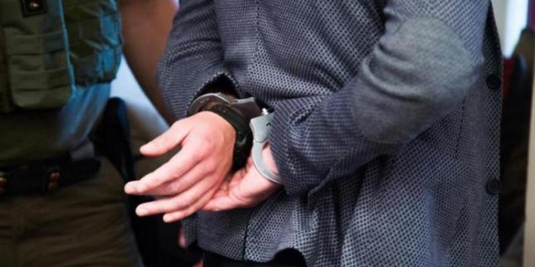 Детективы НАБУ задержали в “Борисполе” экс-прокурора Суса