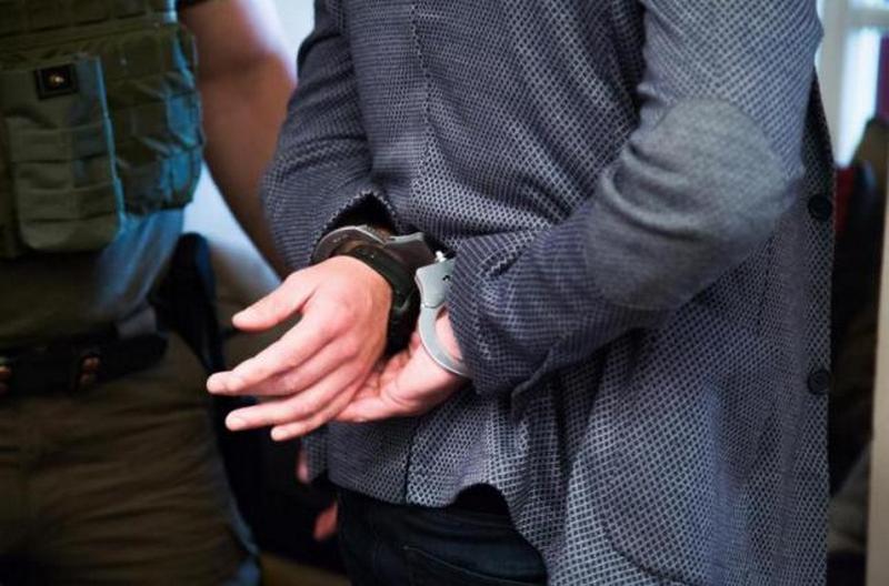 Детективы НАБУ задержали в "Борисполе" экс-прокурора Суса 1
