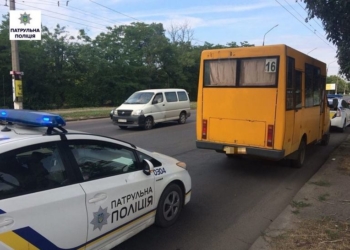 В Николаеве маршрутчик перевозил людей в состоянии наркотического опьянения