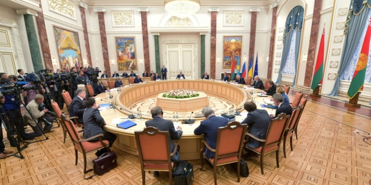 Во сколько Украине обходятся переговоры в Минске?