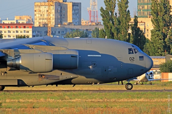 В Одессе приземлились самолеты НАТО 17