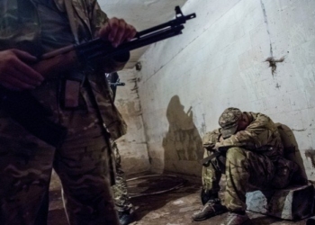 Мать взятого в плен на Донбассе российского контрактника обратилась к Порошенко. У Порошенко ответили