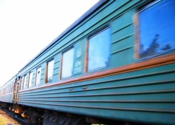 Чтобы зимой тепло, а летом прохладно. Укрзализныця восстанавливает оборудование. И Николаеву кое-что достанется