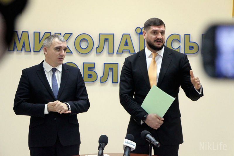 Губернатор Савченко пригласил экс-мэра Николаева Сенкевича к себе замом - тот назвал это "паясничанием" 1