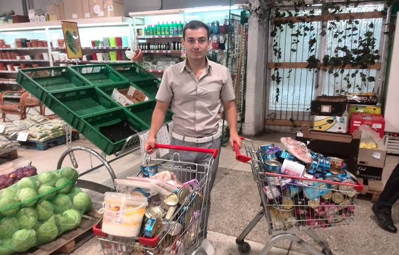 Общественники обнаружили в николаевском супермаркете "горы просрочки" и несвежее мясо 2