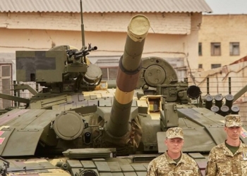 Технику с выставки ко Дню Независимости в Киеве отправят в зону АТО