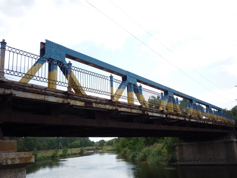 Мост через Мертвовод в Братском отремонтируют за 3,5 млн. грн. - нардеп выбил субвенцию в Кабмине 3