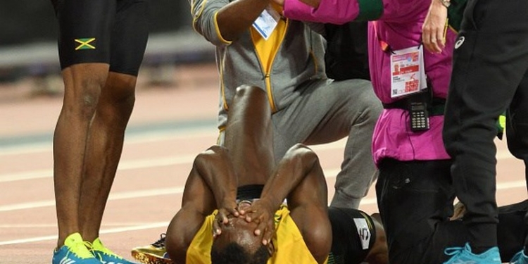Таки время пришло уходить: знаменитый ямайский легкоатлет Усейн Болт не смог финишировать в последнем забеге в своей карьере