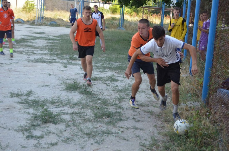Когда в футбол играют от души: в Николаеве прошел турнир по футболу среди дворовых команд 1