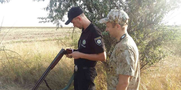 На Николаевщине с начала сезона охоты у шести охотников изъяли оружие за нарушение