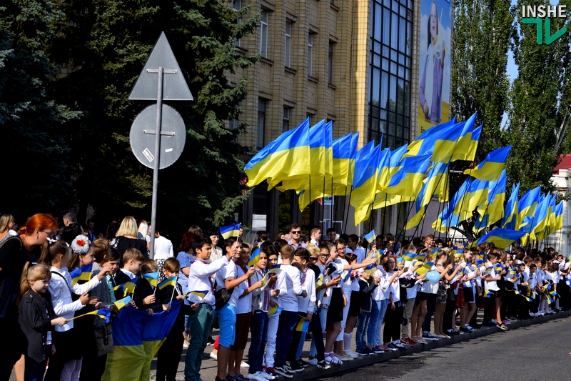 «Уважайте символ государства!»: в Николаеве прошел День Государственного Флага Украины 1