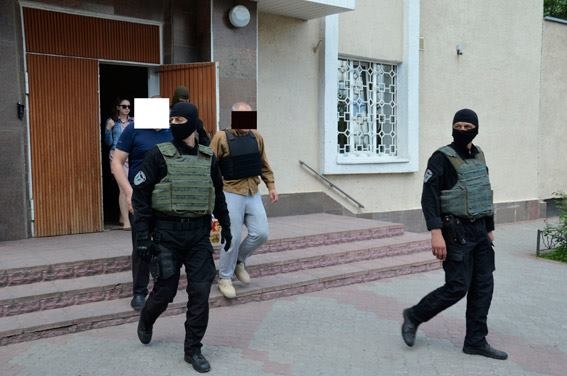 Продлен арест мужчине, похитившему в Николаеве 10-летнего мальчика