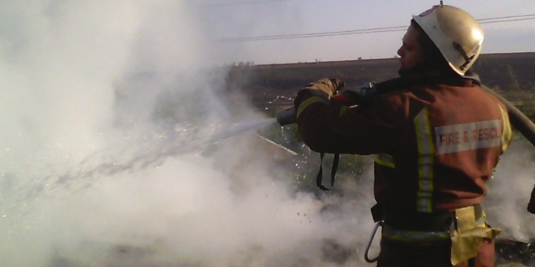 И снова короткое замыкание: в Снигиревском районе горел жилой дом